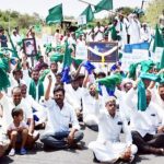 ಕೆಐಎಡಿಬಿಗೆ ಭೂಮಿ ವಶ ಖಂಡಿಸಿ ರೈತರಿಂದ ರಾಷ್ಟ್ರೀಯ ಹೆದ್ದಾರಿ ಬಂದ್ ಮಾಡಿ ಪ್ರತಿಭಟನೆ