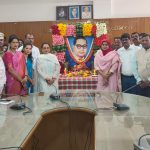 ಡಾ. ಬಿ.ಆರ್ ಅಂಬೇಡ್ಕರ್ ಅವರನ್ನು ಓದಿದರೆ ಸಾಲದು, ಅವರ ಆದರ್ಶ ರೂಡಿಸಿಕೊಳ್ಳಬೇಕು: ಜಿಲ್ಲಾಧಿಕಾರಿ