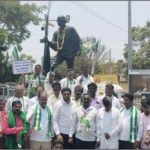 ಜೆಡಿಎಸ್‌ ಜಿಲ್ಲಾಧ್ಯಕ್ಷ ಮುಧೋಳ ನೇತೃತ್ವದಲ್ಲಿ ಬೃಹತ್ ಪ್ರತಿಭಟನೆ