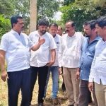 ಹಿತ್ತಲಹಳ್ಳಿ ಗ್ರಾಮಕ್ಕೆ ಸಂಪರ್ಕಿಸುವ ರಸ್ತೆಗೆ ಡಾಂಬರೀಕರಣಕ್ಕೆ ಶಾಸಕ ಬಿ.ಎನ್.ರವಿಕುಮಾರ್ ಗುದ್ದಲಿ ಪೂಜೆ 