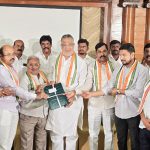 ಮೈಸೂರು, ಚಾಮರಾಜನಗರ ಜಿಲ್ಲೆಯಿಂದ  ಜಿಲ್ಲಾ ಕಾಂಗ್ರೆಸ್ ಅಧ್ಯಕ್ಷ ಡಾ. ಬಿಜೆವಿ ಗೆ ಪರಿಷತ್ ಸ್ಥಾನ ನೀಡುವಂತೆ  ವರಿಷ್ಠರಿಗೆ ಶಾಸಕರ ಮನವಿ 