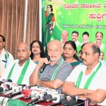 ರಾಜಕಾರಣದಲ್ಲಿ ಯಾರೂ ಪ್ರಾಮಾಣಿಕರೂ ಹೇಳಿ: ಮಾಜಿ ಸಚಿವ ಸಾ.ರಾ.ಮಹೇಶ್