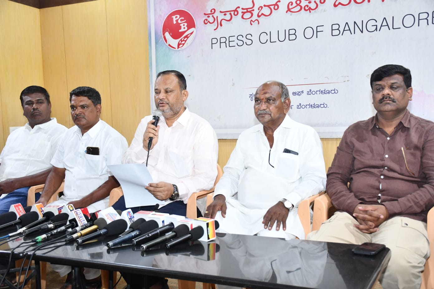 ಶಾಸಕ ವಿಜಯಾನಂದ್ ಎಸ್.ಕಾಶಪ್ಪನವರ್ ಸಚಿವ ಸ್ಥಾನ ನೀಡಿ ಎಂದು ಒತ್ತಾಯಿಸಿ-ಇಲಕಲ್ ಬ್ಲಾಕ್ ಕಾಂಗ್ರೆಸ್ ಸಮಿತಿ ಒತ್ತಾಯ