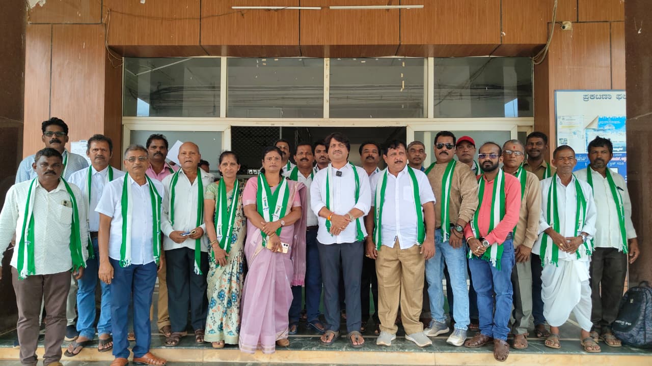 ಬಿಡದಿ ಟೌನ್ ಶಿಪ್ ರೈತರ ಭೂಸ್ವಾಧೀನ ವಿರೋಧಿಸಿ ಹೋರಾಟಕ್ಕೆ ಕಾರವಾರ ಜೆಡಿಎಸ್ ನಿಂದ  ಬೆಂಬಲ 