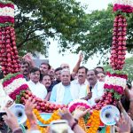 ತವರು ಜಿಲ್ಲೆ ಮೈಸೂರಿಗೆ ಆಗಮಿಸಿದ ಮಾಜಿ ಸಿ ಎಂ ಸಿದ್ದರಾಮಯ್ಯನವರಿಗೆ ಜಿಲ್ಲೆಯ ಕಾಂಗ್ರೆಸ್ ಕಾರ್ಯಕರ್ತರಿಂದ ಅದ್ದೂರಿ ಸ್ವಾಗತ