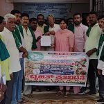ರಾಜ್ಯ ರೈತ ಸಂಘ ಹಾಗೂ ಹಸಿರುಸೇನೆ ವತಿಯಿಂದ ಬರಪೀಡಿತ ತಾಲ್ಲೂಕು ಘೋಷಿಸಿ ಎಂದು ತಹಶಿಲ್ದಾರ್ ಗೆ ಮನವಿ