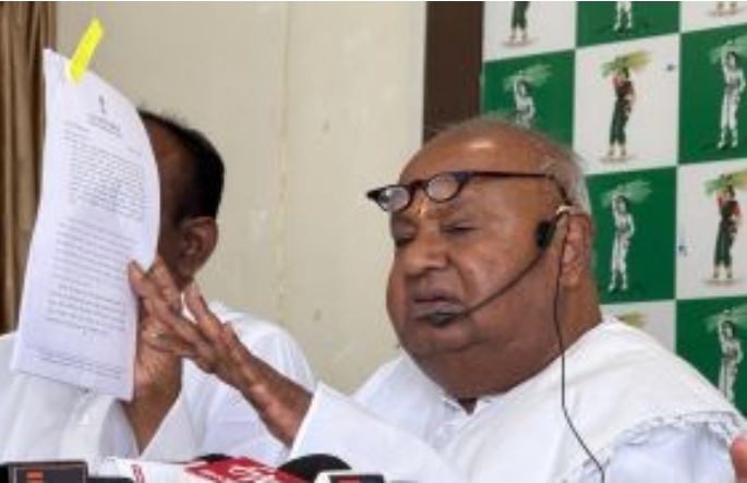 ಬಿಡದಿ ಟೌನ್‌ಶಿಪ್ ಯೋಜನೆ ಕೈಬಿಡದಿದ್ದರೆ ಸತ್ಯಾಗ್ರಹ: ಮಾಜಿ ಪ್ರಧಾನಮಂತ್ರಿ ಎಚ್ ಡಿ ದೇವೇಗೌಡ ಎಚ್ಚರಿಕೆ 