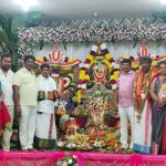 ಅಜ್ಞಾನದಿಂದ ಜ್ಞಾನದತ್ತ ಕೊಂಡೊಯ್ಯುವ ದಿವ್ಯಶಕ್ತಿ ಗುರು : ವೀರಬ್ರಹ್ಮಚಾರ್ ಗುರೂಜೀ