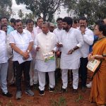 ದೊಡ್ಡಬಳ್ಳಾಪುರದಲ್ಲಿ ಬರ ಅಧ್ಯಯನ ನಡೆಸಿದ ಸಚಿವ ಕೆ.ಹೆಚ್ ಮುನಿಯಪ್ಪ