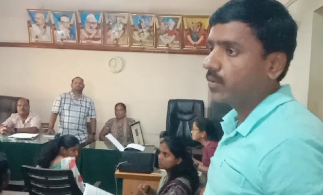 ತಾಂಡವಪುರ ಗ್ರಾಮ ಪಂಚಾಯತಿ ಕಚೇರಿಯಲ್ಲಿ ವಿಕಲಚೇತನರ ಕುಂದು ಕೊರತೆ ಸಭೆ