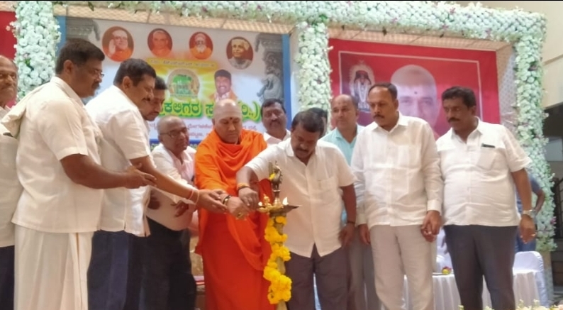 ಶ್ರದ್ದೆಯಿಂದ ಓದಿದ ವಿದ್ಯಾರ್ಥಿಗಳ ಬದುಕು ಹಸನಾಗುತ್ತದೆ: ಶ್ರೀ ಶ್ರೀ ಶಂಭುನಾಥಸ್ವಾಮೀಜಿ 