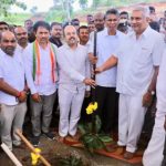 ಪಿರಿಯಾಪಟ್ಟಣ ವಿಧಾನಸಭಾ ಕ್ಷೇತ್ರದ ವ್ಯಾಪ್ತಿಯಲ್ಲಿ ವಿವಿಧ ಅಭಿವೃದ್ಧಿ ಕಾಮಗಾರಿಗಳಿಗೆ ಸಚಿವ ಸತೀಶ್ ಜಾರಕಿಹೊಳಿ ಡಾ. ಯತೀಂದ್ರ ಸಿದ್ದರಾಮಯ್ಯ ಶಾಸಕ ಕೆ ವೆಂಕಟೇಶ್ ರವರಿಂದ ಭೂಮಿ ಪೂಜೆ