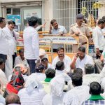 ಸಾಲ ನೀಡದ ಎಂಡಿಸಿಸಿ ಬ್ಯಾಂಕ್ ವಿರುದ್ಧ ರೈತರ ಆಕ್ರೋಶ:  ಶಾಸಕ ಜಿ.ಡಿ. ಹರೀಶ್ ಗೌಡ ಎದುರೇ ವಿಷ ಸೇವಿಸಲು ಯತ್ನ